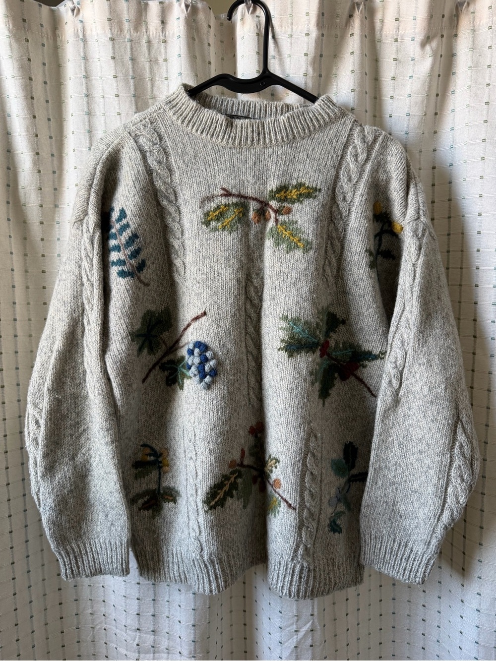 Vintage Eddie Bauer Wool Embroidered Botanical Crewneck Cable Knit Sweater